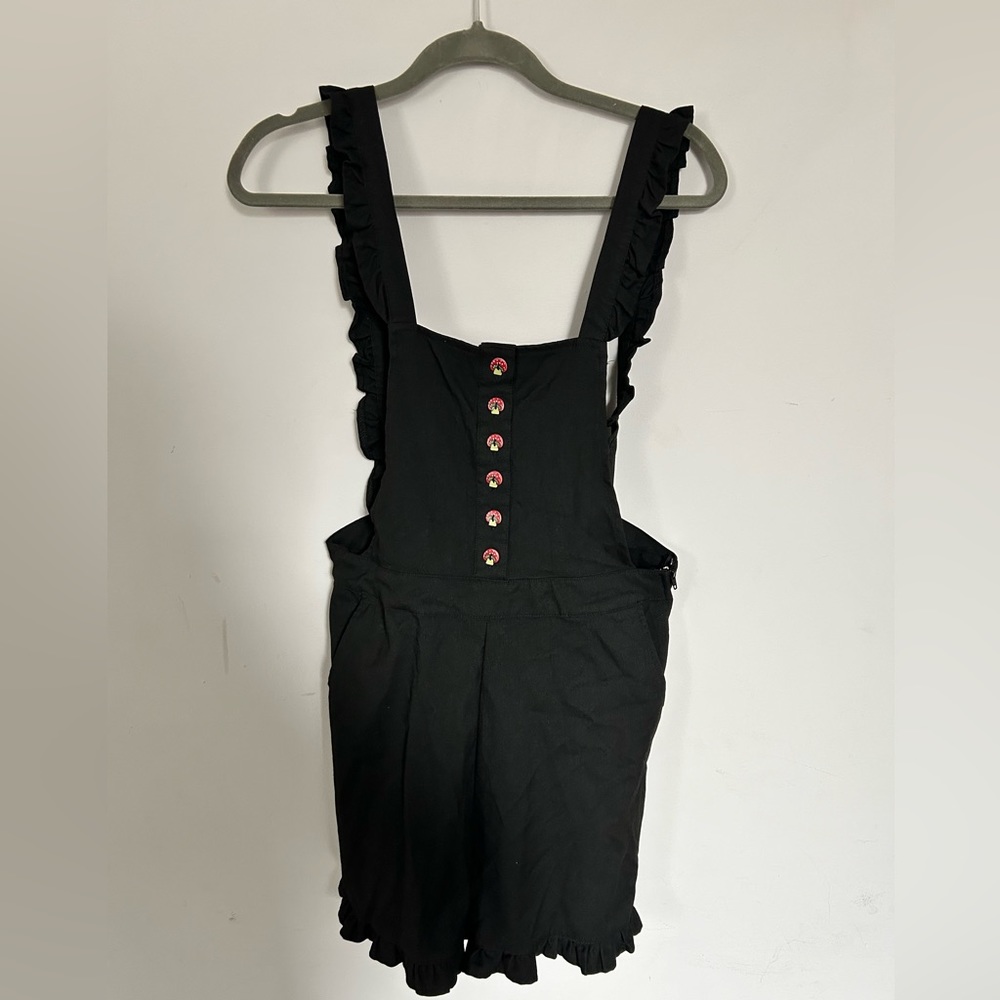 Black shortalls